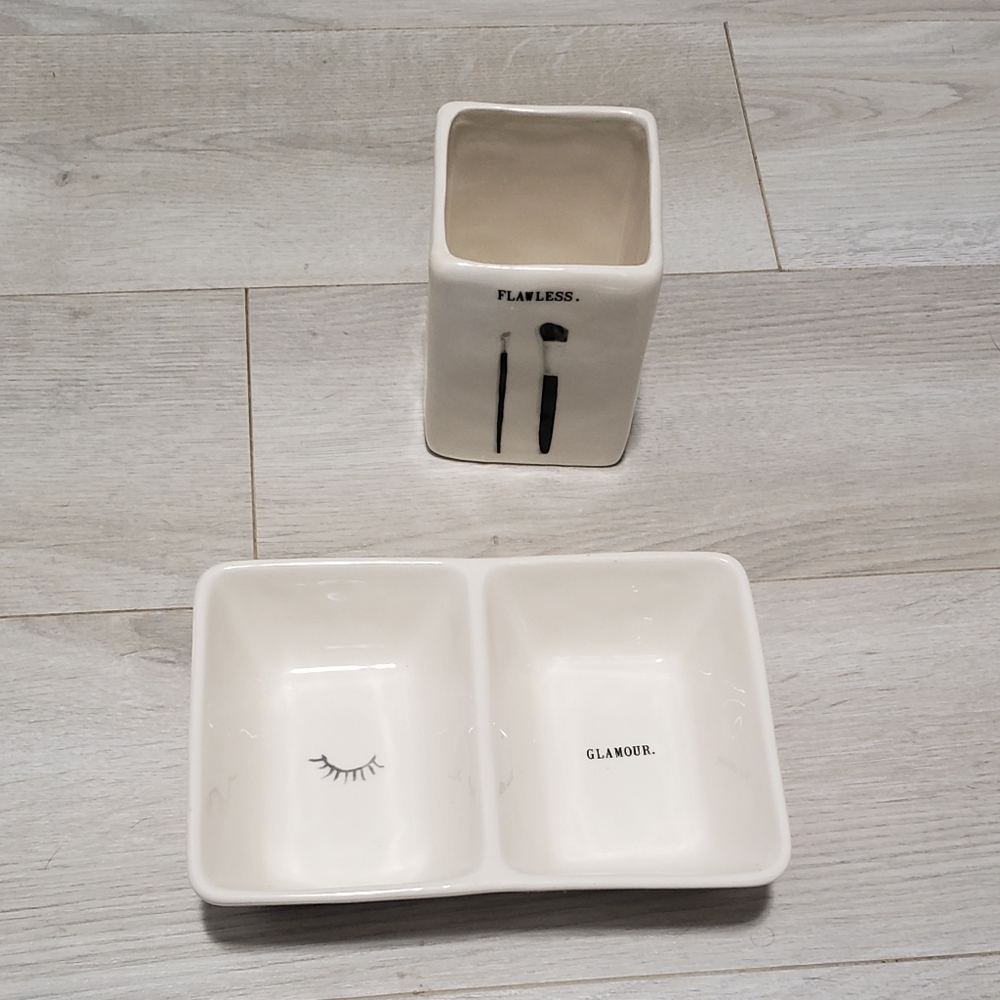 Rae Dunn makeup dish and brush holder